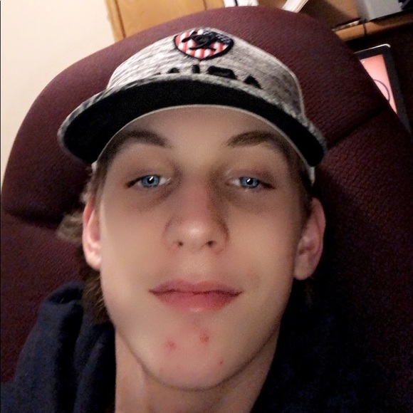 Meet your Posher, Zach - Picture 1 of 1